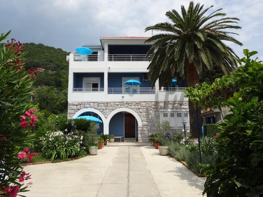 Apartments Odesa Herceg Novi Exterior photo